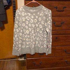 Women’s sweater